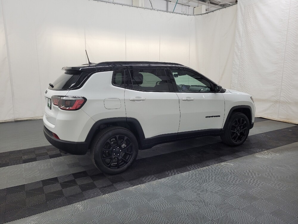 2022 Jeep Compass in Langhorne, PA 19047 - 18144616 10