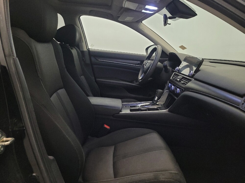 2019 Honda Accord in Williamstown, NJ 8094 - 18144623 21