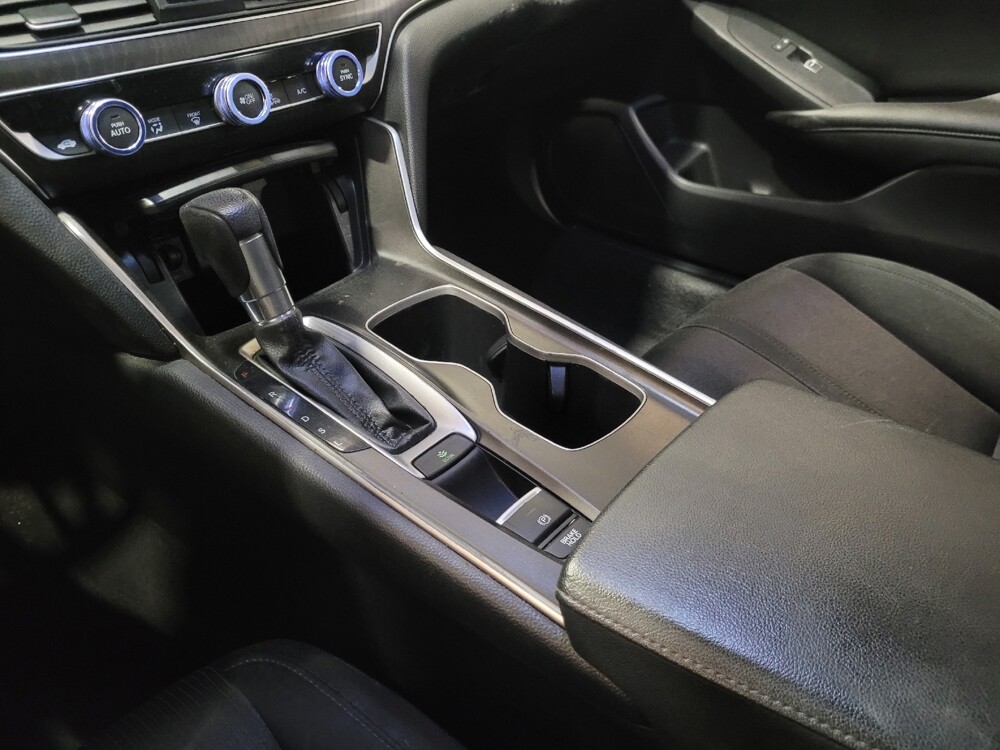 2019 Honda Accord in Williamstown, NJ 8094 - 18144623 26