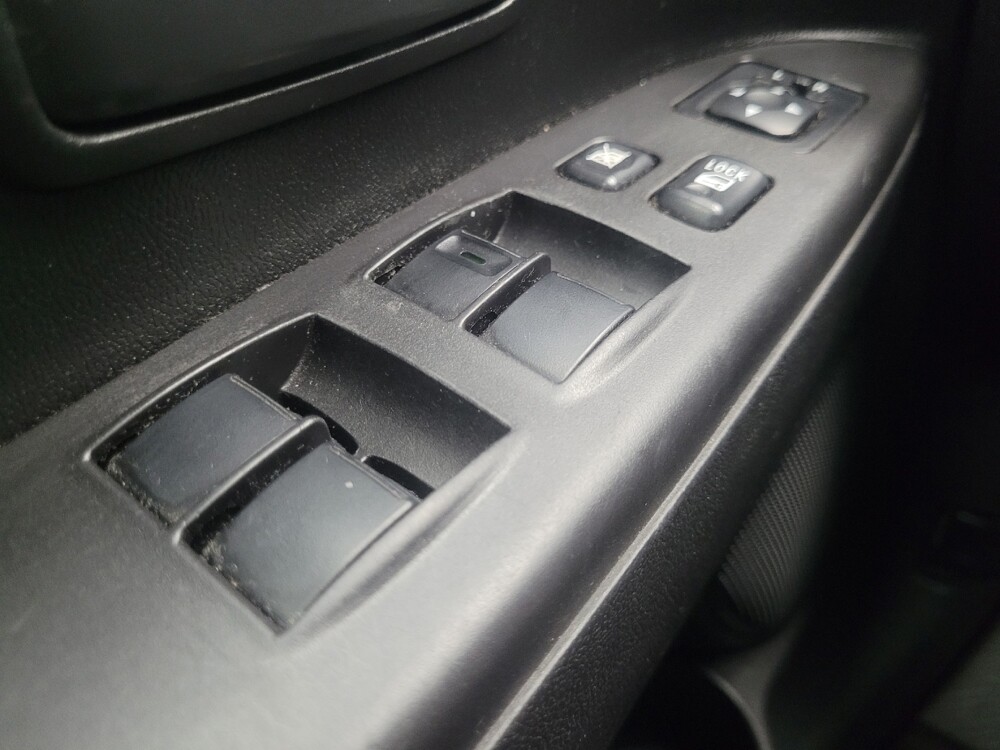 2015 Mitsubishi Outlander Sport in Indianapolis, IN 46222 - 18144624 27