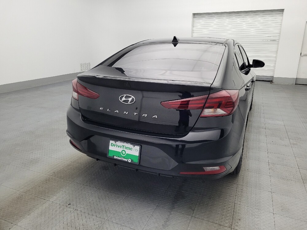 2020 Hyundai Elantra in Orlando, FL 32808 - 18144625 7