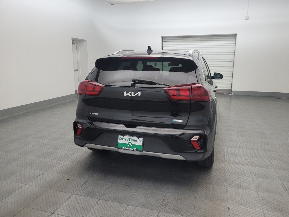 2022 Kia Niro in Tucson, AZ 85705 - 18144626 7