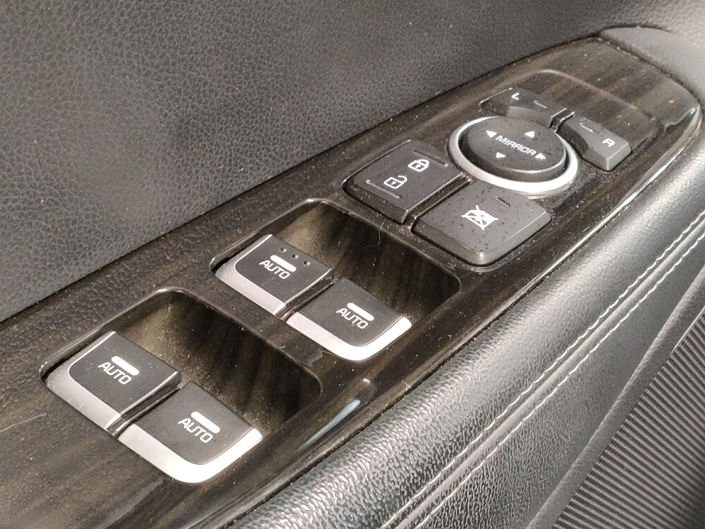 2020 Kia Sorento in Oklahoma City, OK 73139 - 18144629 27