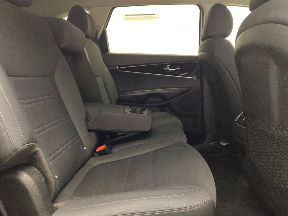 2020 Kia Sorento in Oklahoma City, OK 73139 - 18144629 19