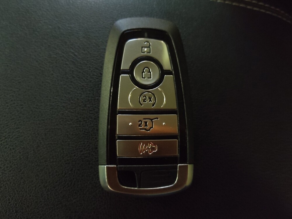 2020 Ford Edge in Salem, VA 24153 - 18144642 32
