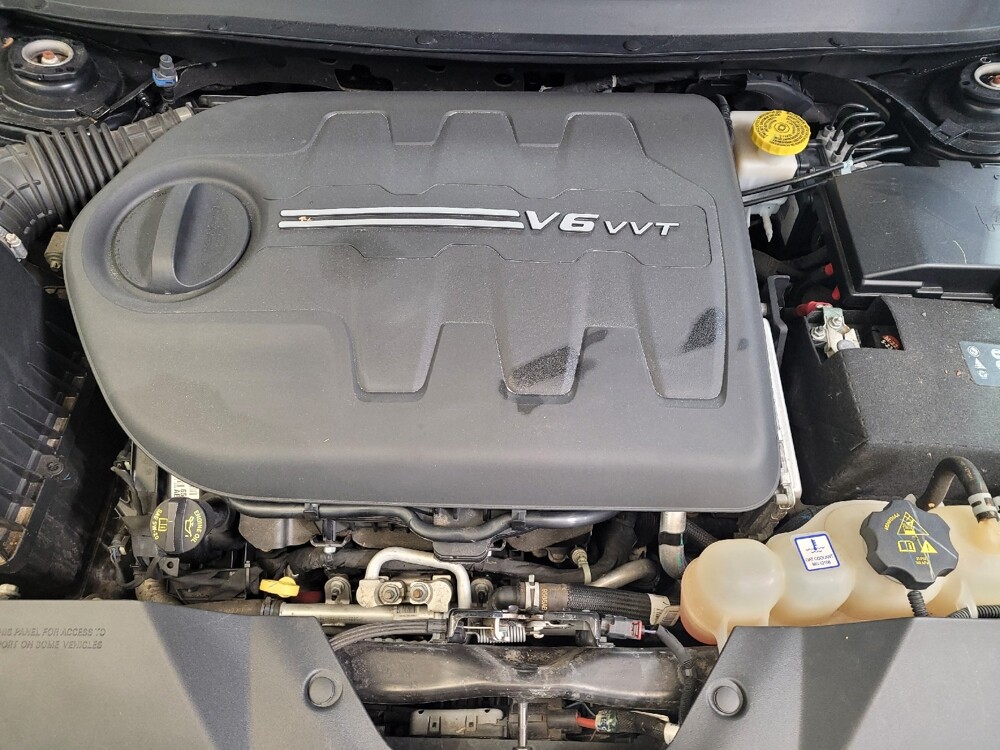 2019 Jeep Cherokee in Toledo, OH 43617 - 18144650 30