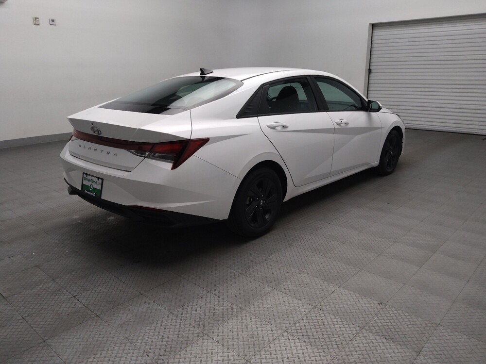 2023 Hyundai Elantra in Lubbock, TX 79424 - 18144652 9