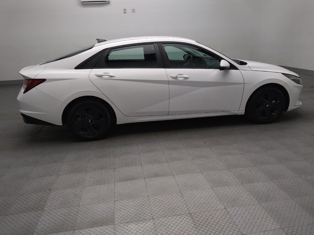 2023 Hyundai Elantra in Lubbock, TX 79424 - 18144652 10