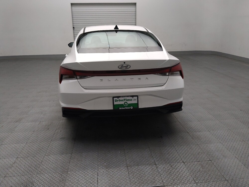 2023 Hyundai Elantra in Lubbock, TX 79424 - 18144652 6