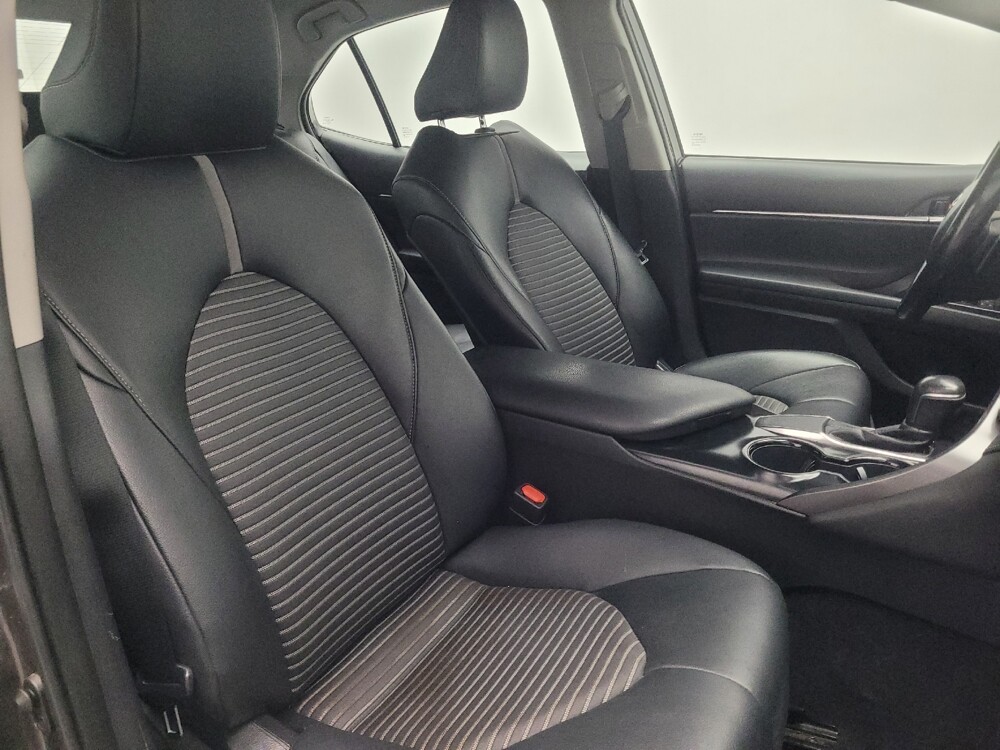 2019 Toyota Camry in Birmingham, AL 35215 - 18144654 21