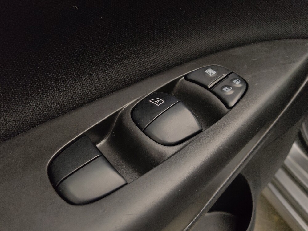 2019 Nissan Sentra in Lakewood, CO 80215 - 18144661 27