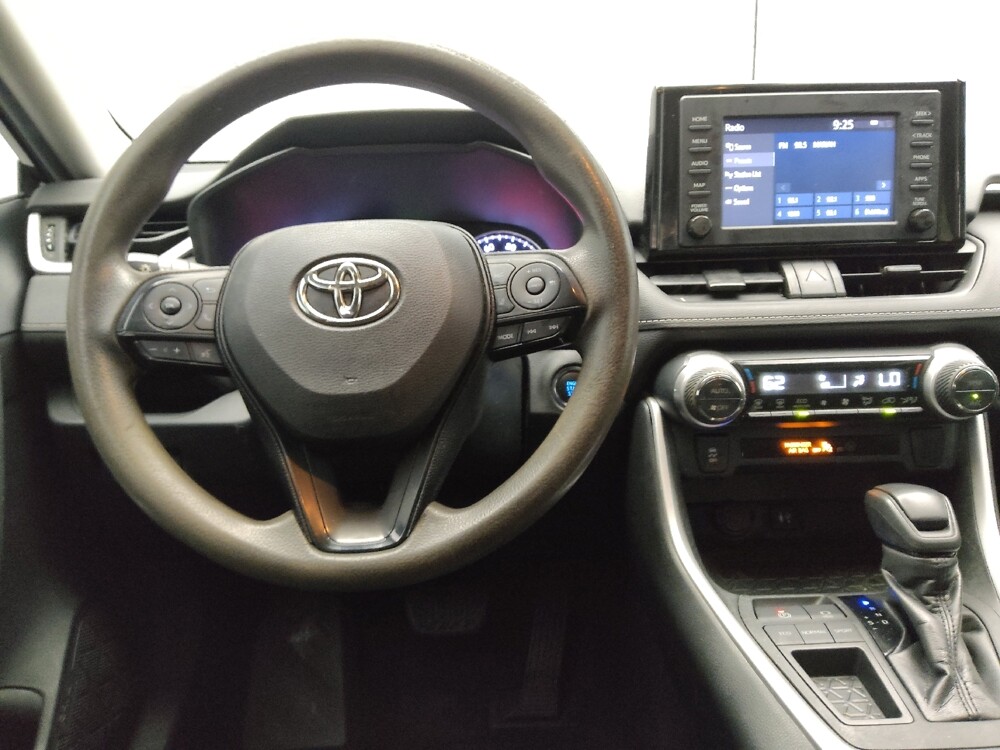 2019 Toyota RAV4 in Morrow, GA 30260 - 18144667 22