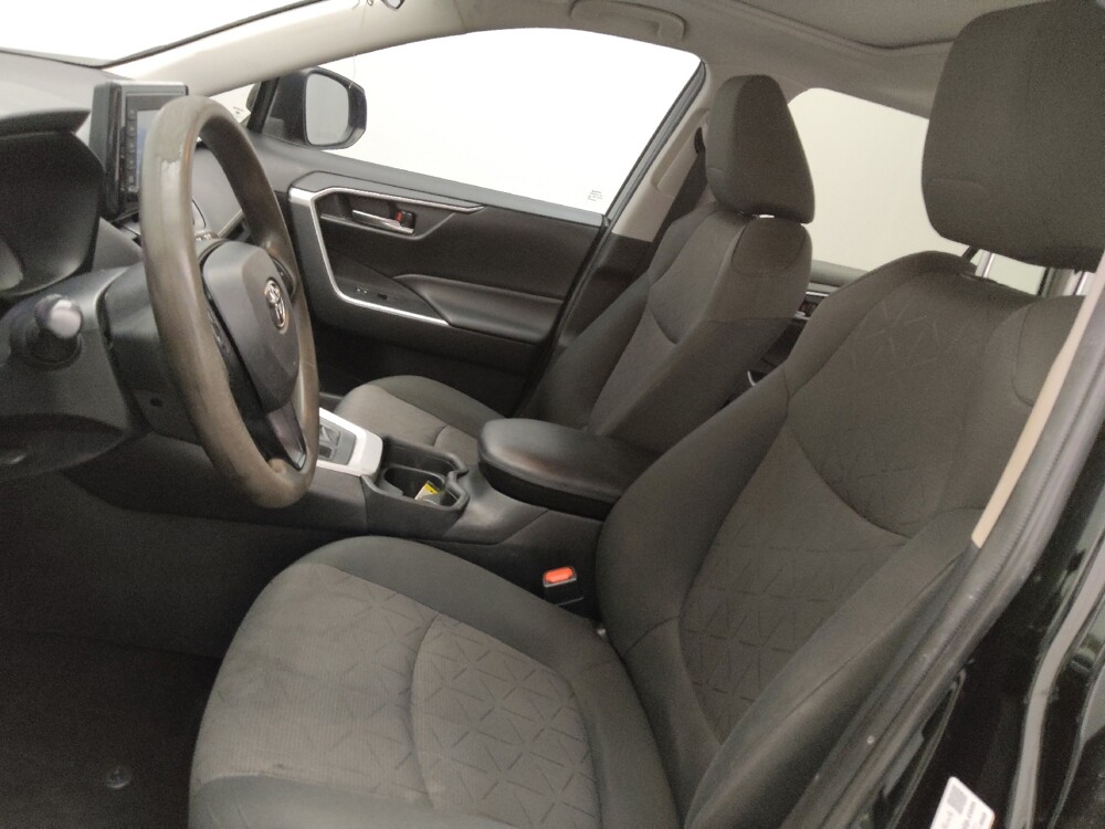 2019 Toyota RAV4 in Morrow, GA 30260 - 18144667 17