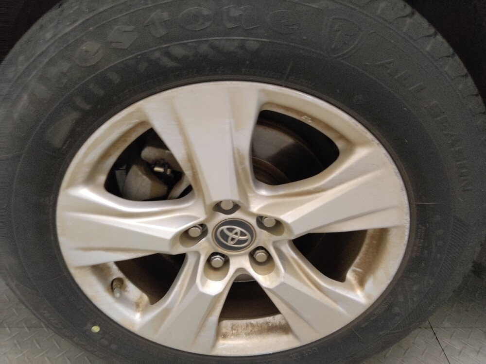 2019 Toyota RAV4 in Morrow, GA 30260 - 18144667 31