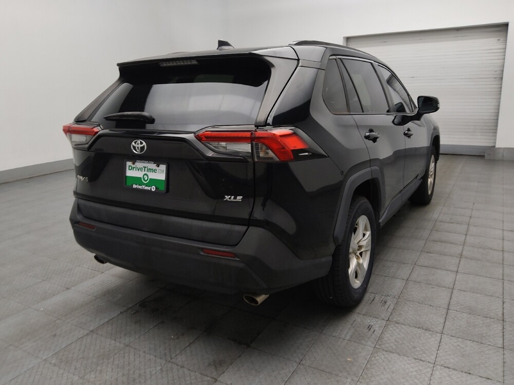 2019 Toyota RAV4 in Morrow, GA 30260 - 18144667 9