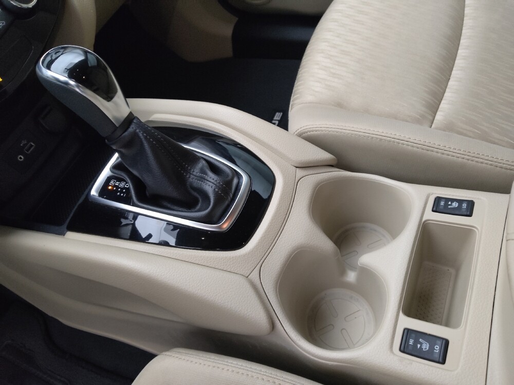 2018 Nissan Rogue in Independence, MO 64055 - 18144668 26