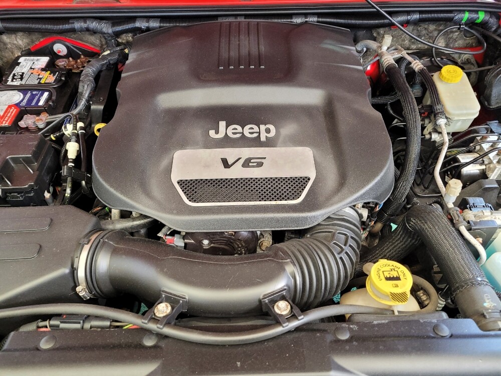 2015 Jeep Wrangler in Toledo, OH 43617 - 18144671 30