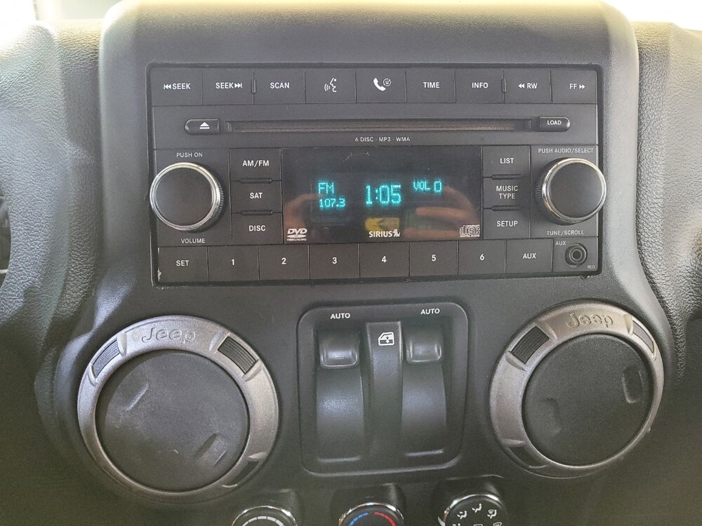 2015 Jeep Wrangler in Toledo, OH 43617 - 18144671 25