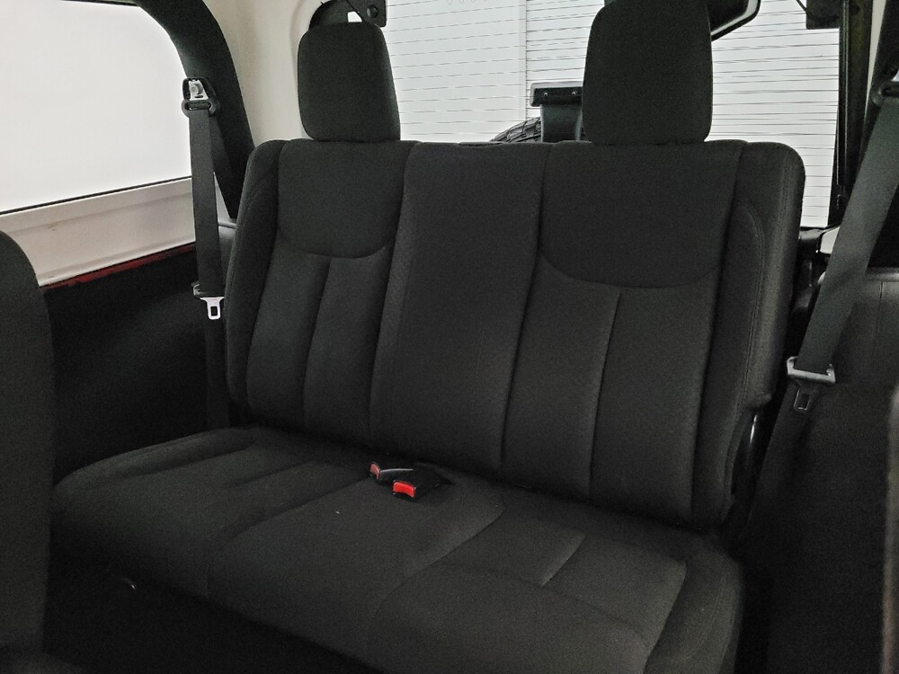 2015 Jeep Wrangler in Toledo, OH 43617 - 18144671 18