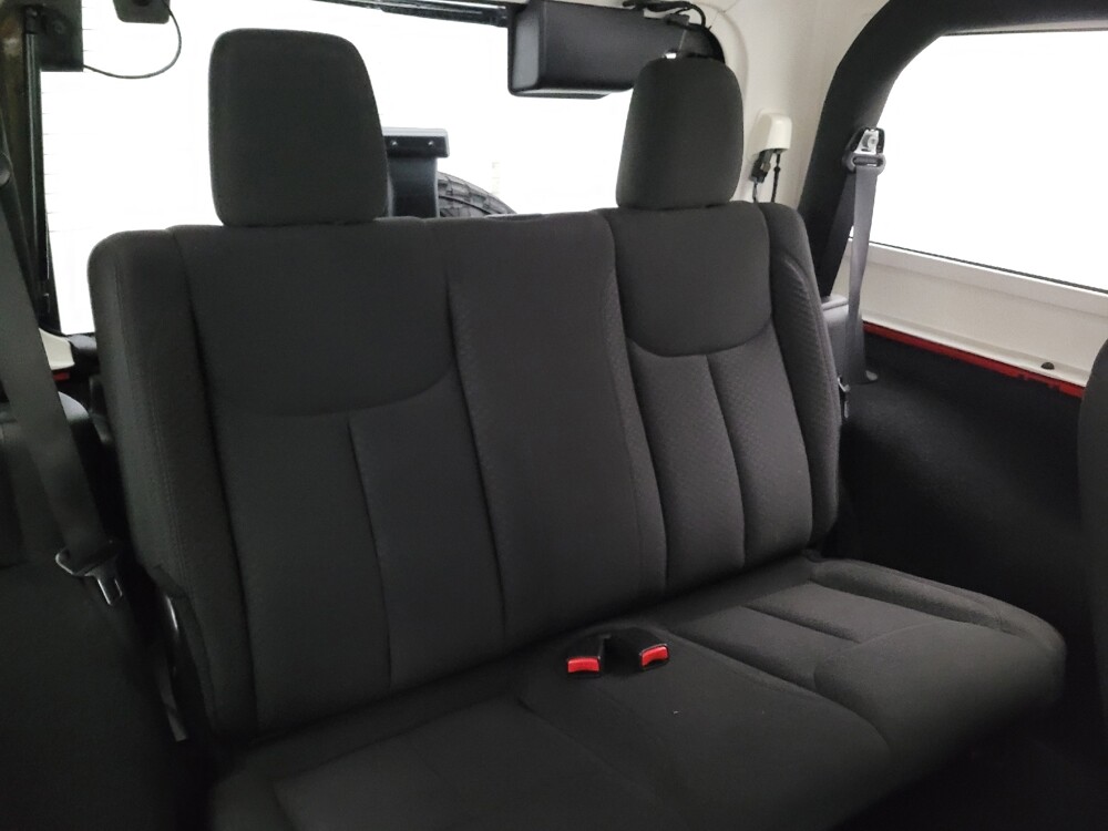 2015 Jeep Wrangler in Toledo, OH 43617 - 18144671 19