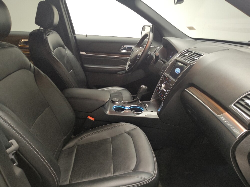 2017 Ford Explorer in Taylor, MI 48180 - 18144673 21
