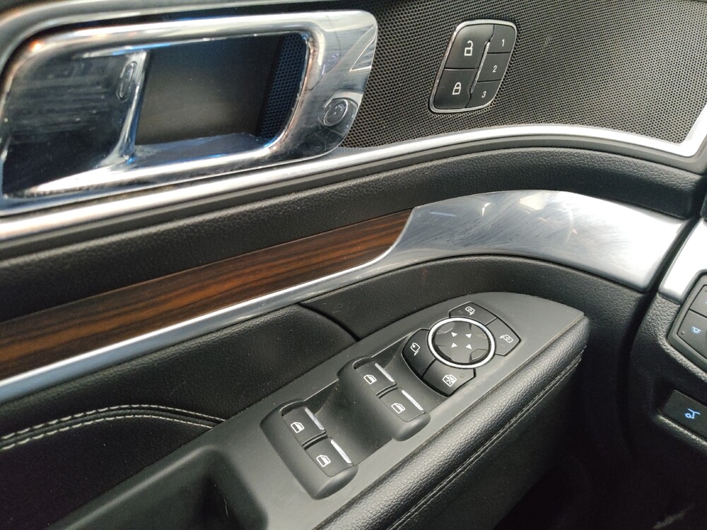 2017 Ford Explorer in Taylor, MI 48180 - 18144673 27