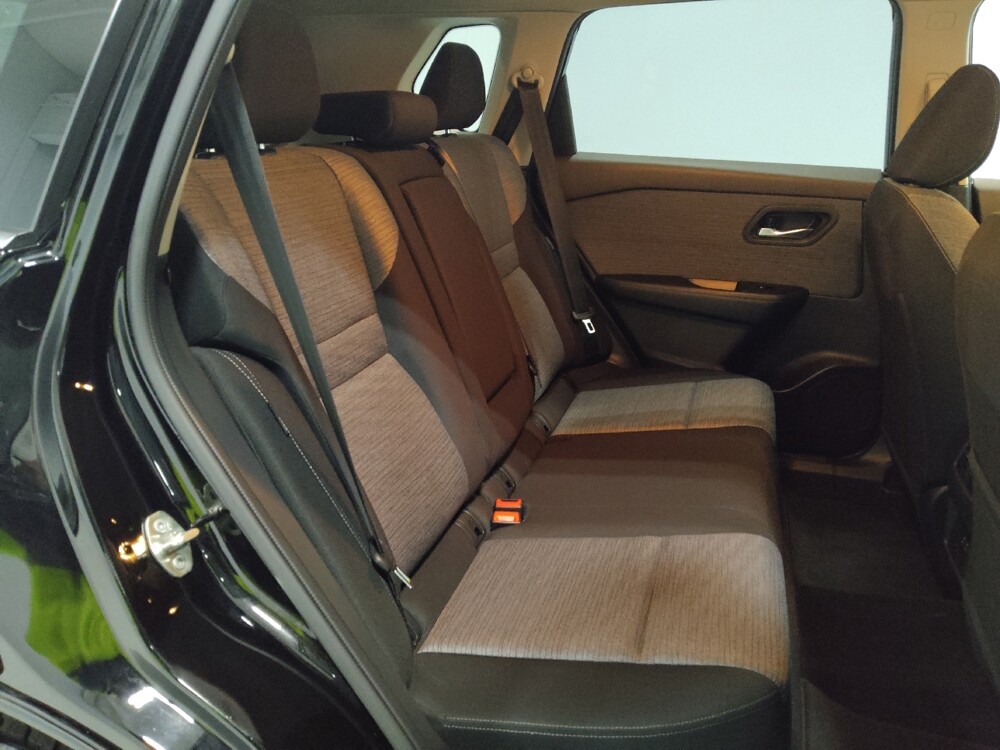 2023 Nissan Rogue in Columbus, OH 43228 - 18144674 19