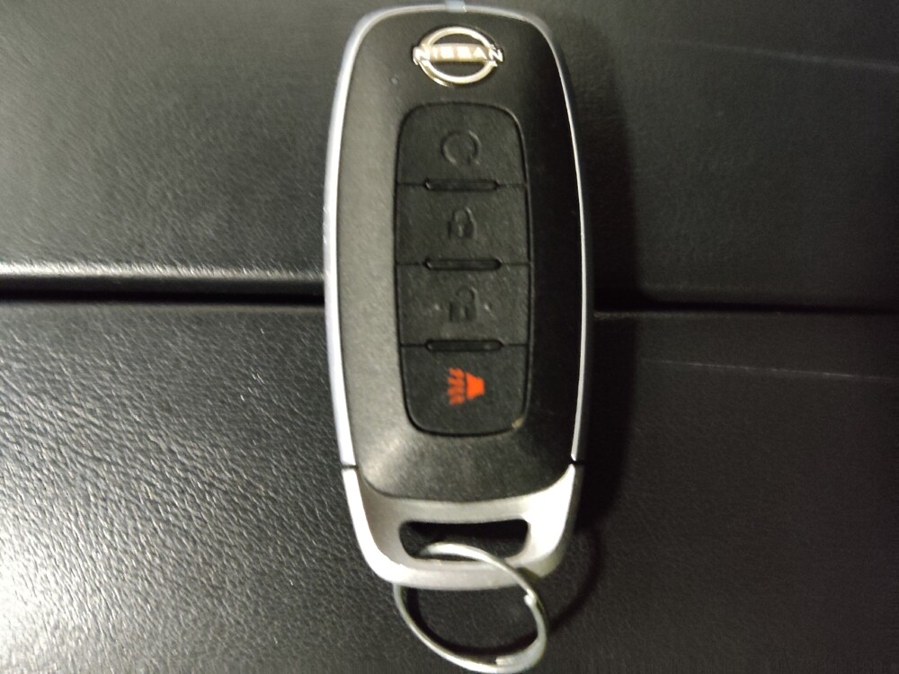 2023 Nissan Rogue in Columbus, OH 43228 - 18144674 32