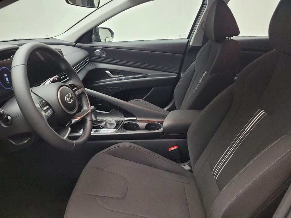 2023 Hyundai Elantra in Taylor, MI 48180 - 18144687 17