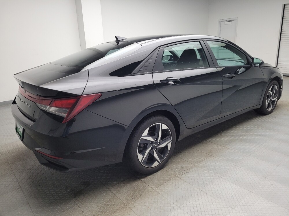 2023 Hyundai Elantra in Taylor, MI 48180 - 18144687 10