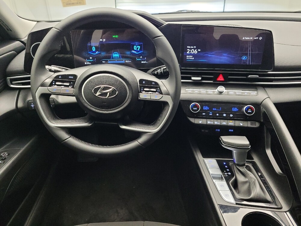 2023 Hyundai Elantra in Taylor, MI 48180 - 18144687 22