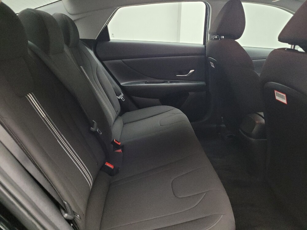 2023 Hyundai Elantra in Taylor, MI 48180 - 18144687 19