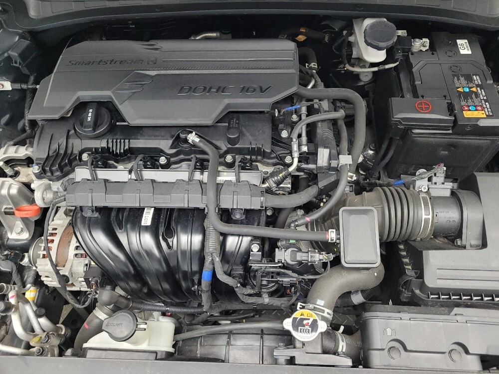 2023 Hyundai Elantra in Taylor, MI 48180 - 18144687 30