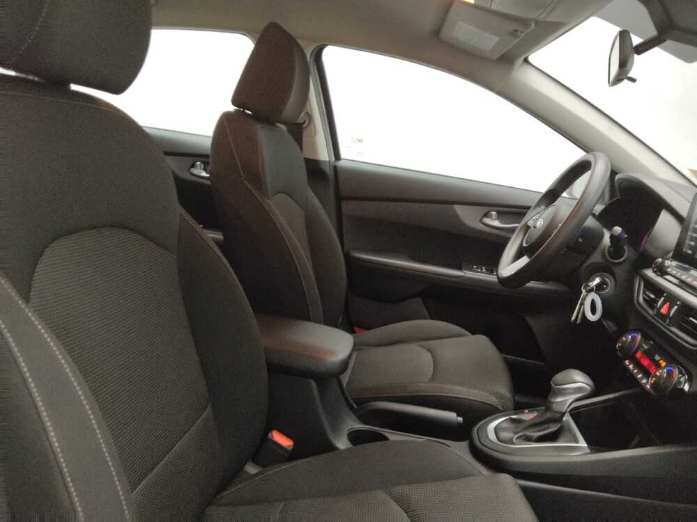 2019 Kia Forte in Conyers, GA 30094 - 18144692 21