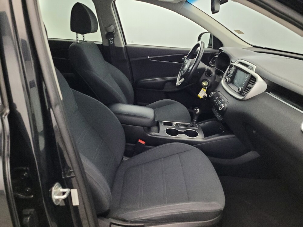2018 Kia Sorento in Pittsburgh, PA 15236 - 18144697 21