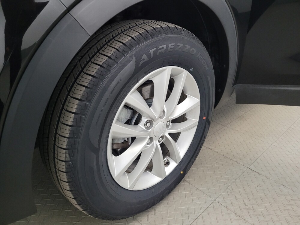 2018 Kia Sorento in Pittsburgh, PA 15236 - 18144697 31
