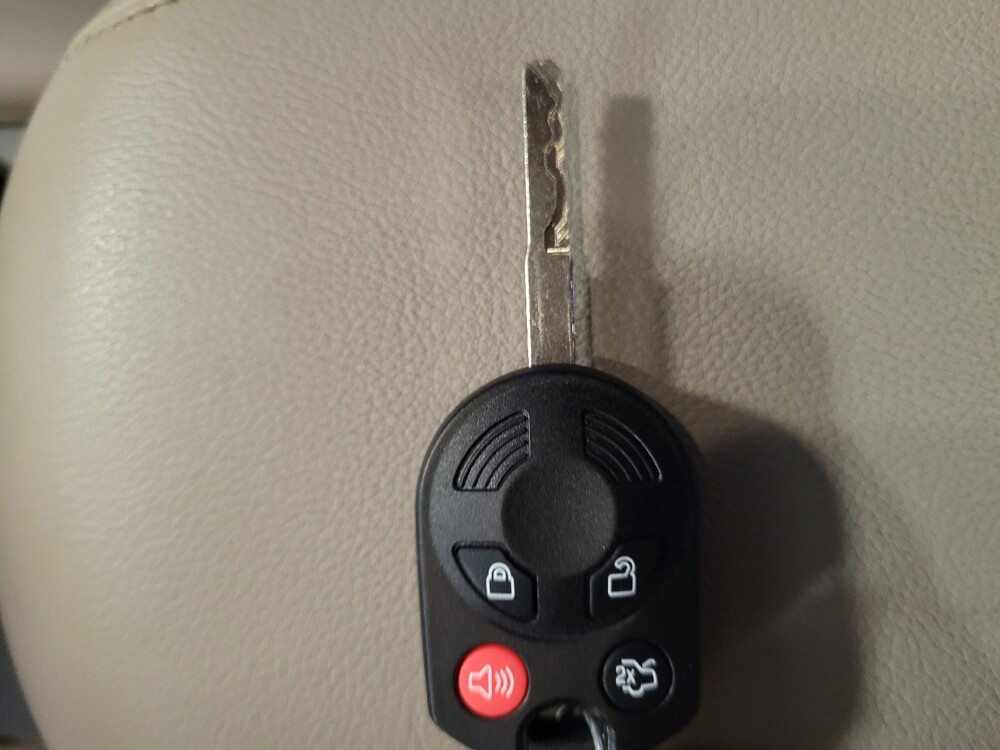 2015 Ford Escape in Bradenton, FL 34207 - 18144698 32