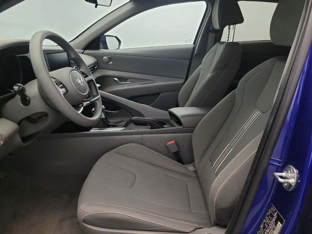 2023 Hyundai Elantra in Pittsburgh, PA 15236 - 18144705 17