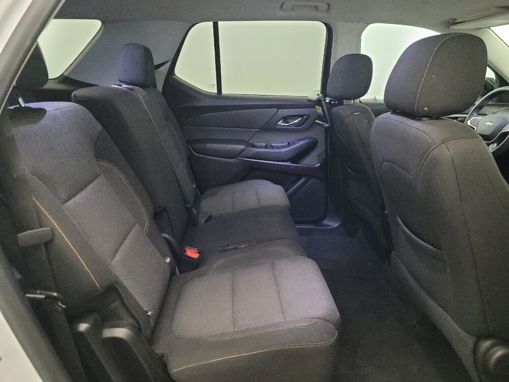 2019 Chevrolet Traverse in Pittsburgh, PA 15236 - 18144706 19