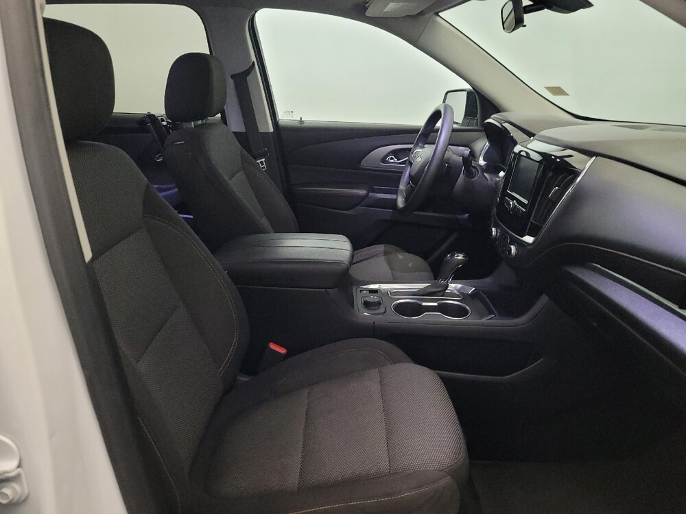 2019 Chevrolet Traverse in Pittsburgh, PA 15236 - 18144706 21
