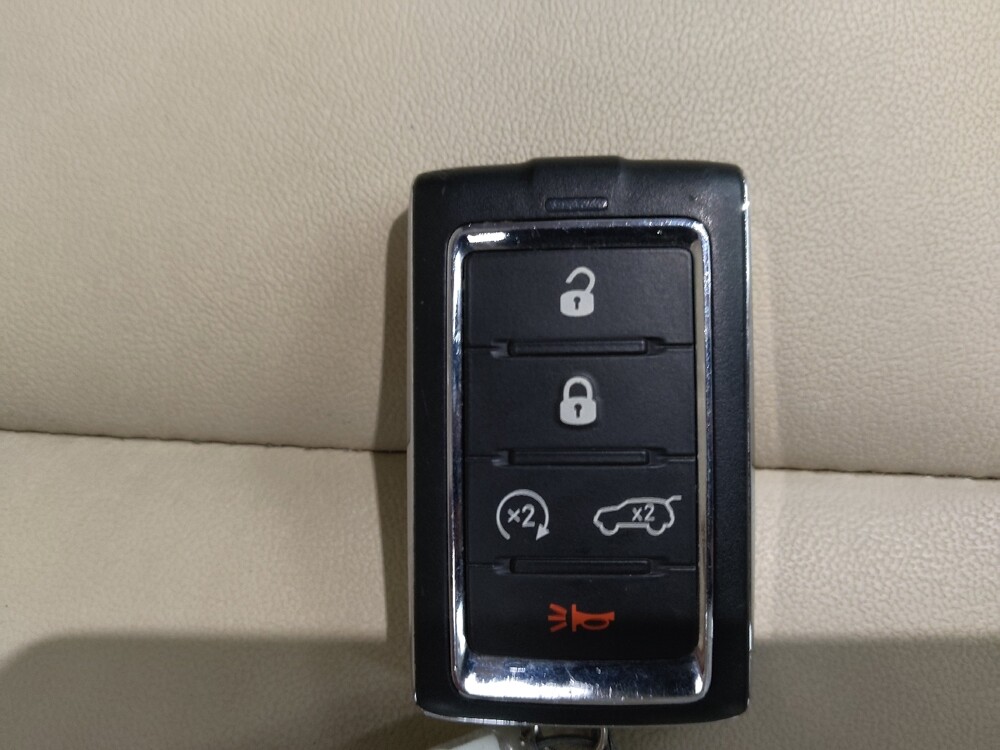 2022 Jeep Grand Cherokee L in Lombard, IL 60148 - 18144723 32