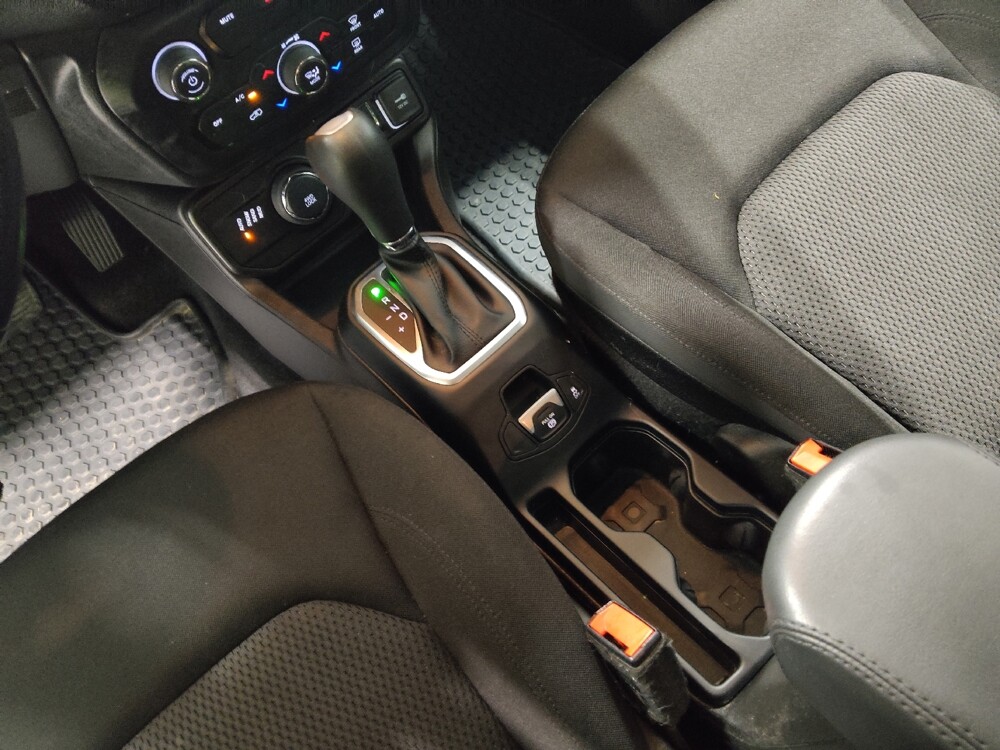 2020 Jeep Renegade in Columbus, OH 43231 - 18144726 26