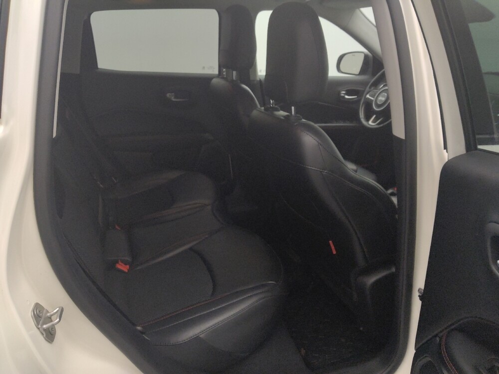 2019 Jeep Compass in Independence, MO 64055 - 18144732 19