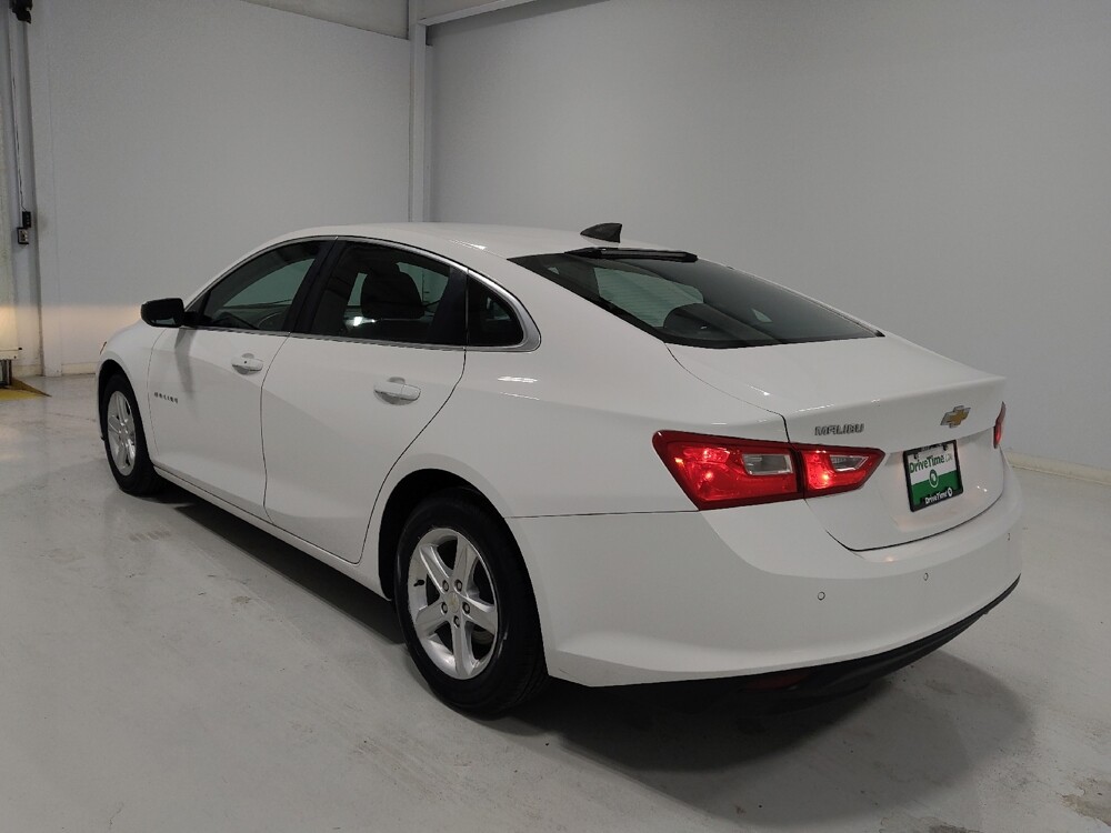 2019 Chevrolet Malibu in Columbus, OH 43231 - 18144739 5