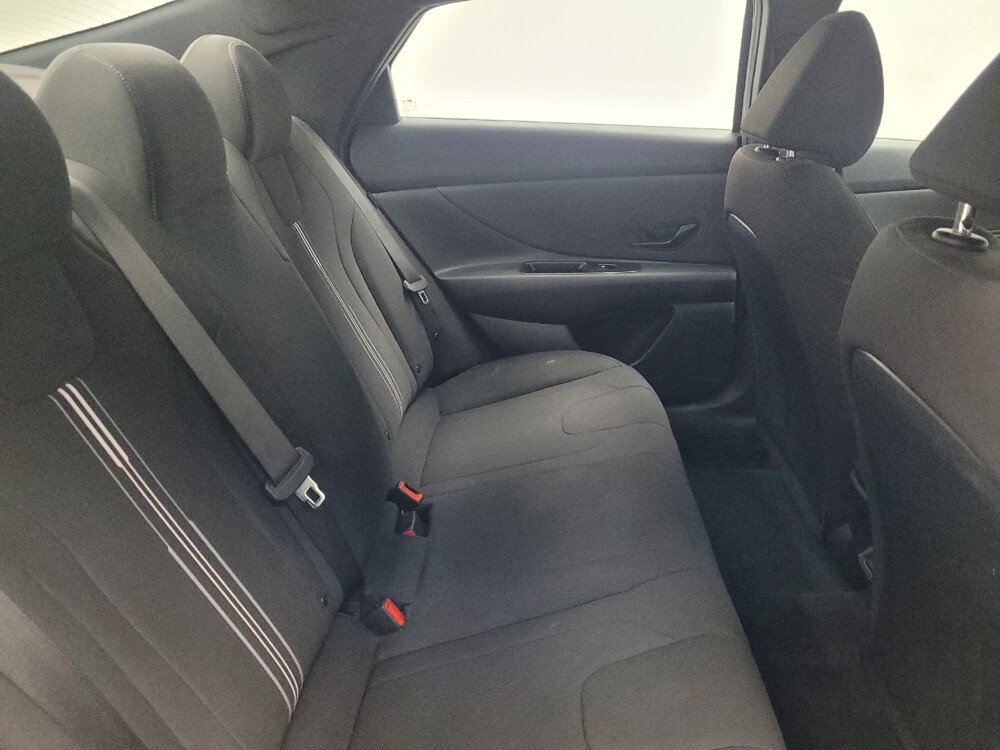 2025 Hyundai Elantra in Memphis, TN 38128 - 18144740 19