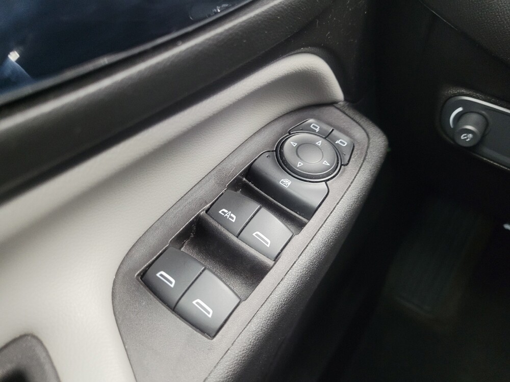 2022 Chevrolet Equinox in Mishawaka, IN 46545 - 18144742 27