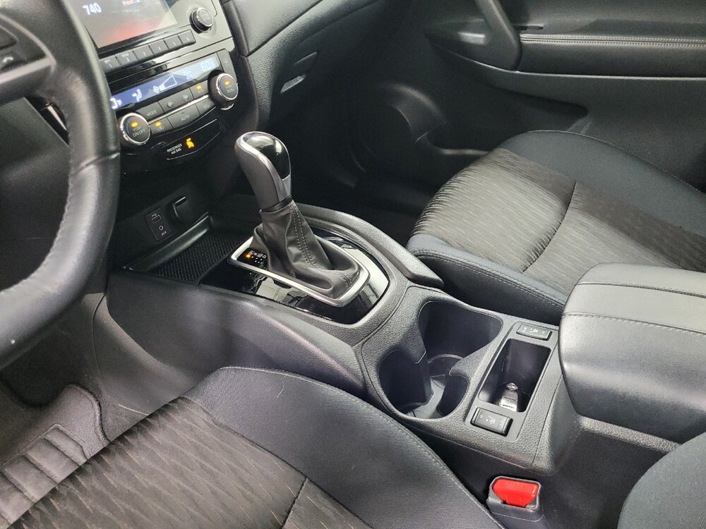 2017 Nissan Rogue in Langhorne, PA 19047 - 18144745 26