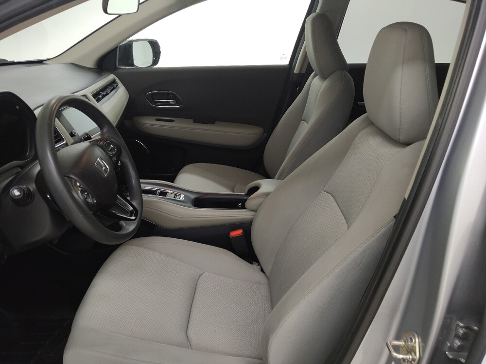 2019 Honda HR-V in Wichita, KS 67207 - 18144750 17