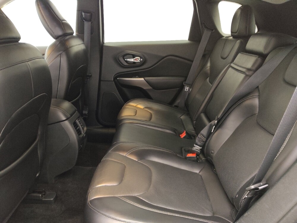 2019 Jeep Cherokee in West Palm Beach, FL 33409 - 18144751 18