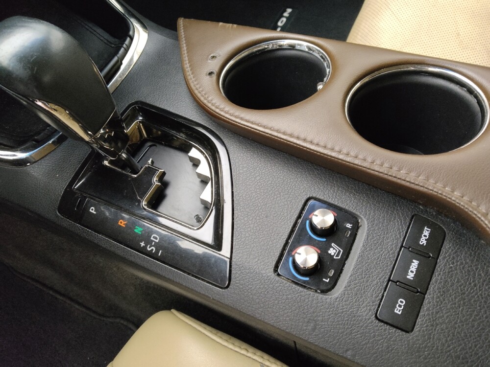 2015 Toyota Avalon in Gladstone, MO 64118 - 18144753 26